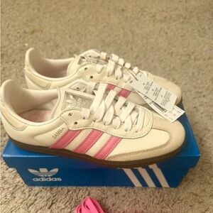 Adidas Samba Women's Sneakers - Cream and Pink